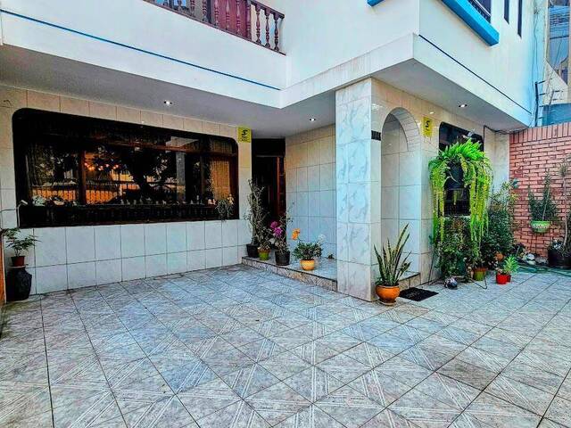 #773 - Casa para Venta en Lima - LIM - 1