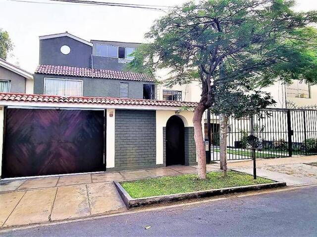 #801 - Casa para Venta en Lima - LIM - 1