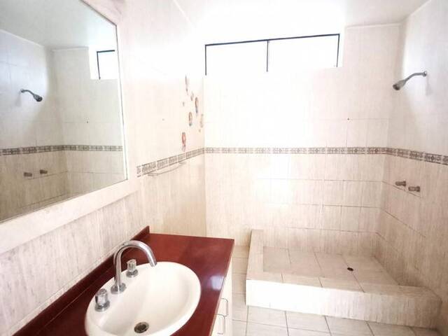Casa para Venta en Lima - 5