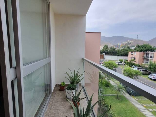 Venta en LA MOLINA - Lima